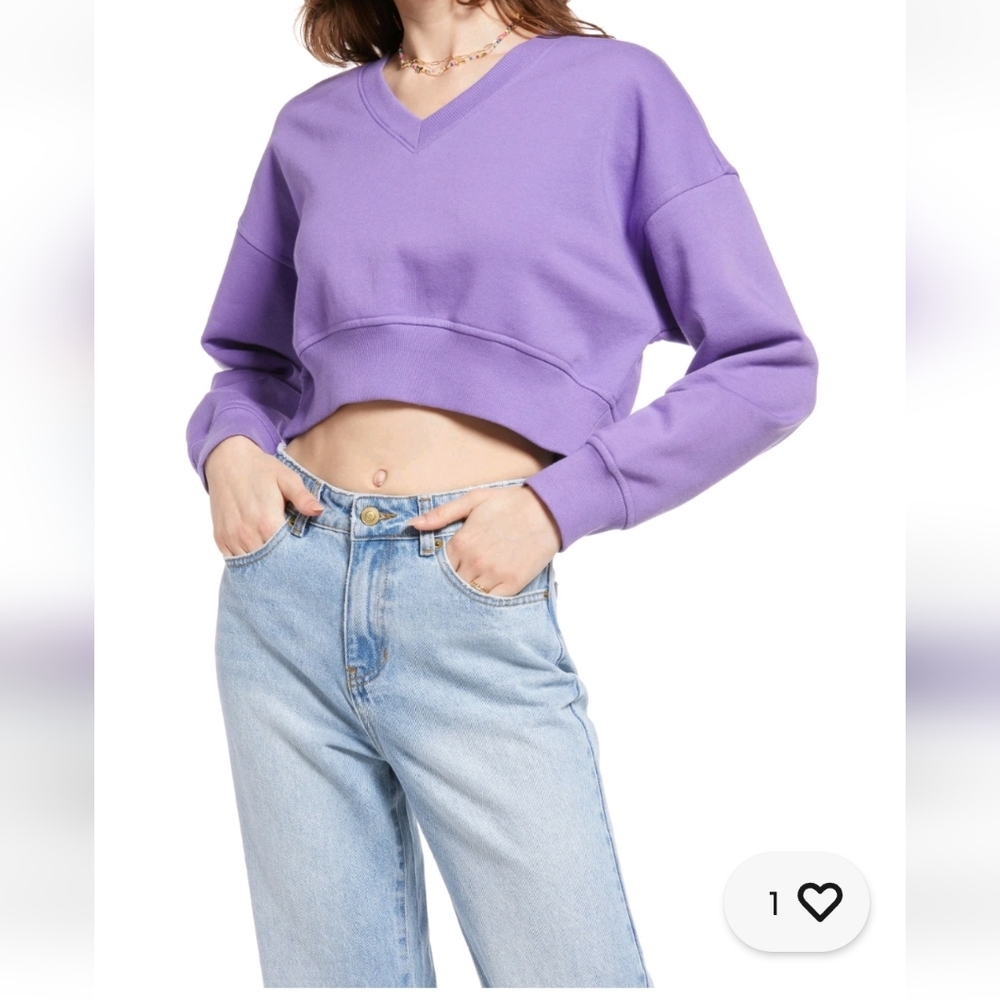 BP Norstrom Women's Crop V Neck Sporty Sweatshirt Purple Dahlia. Size L